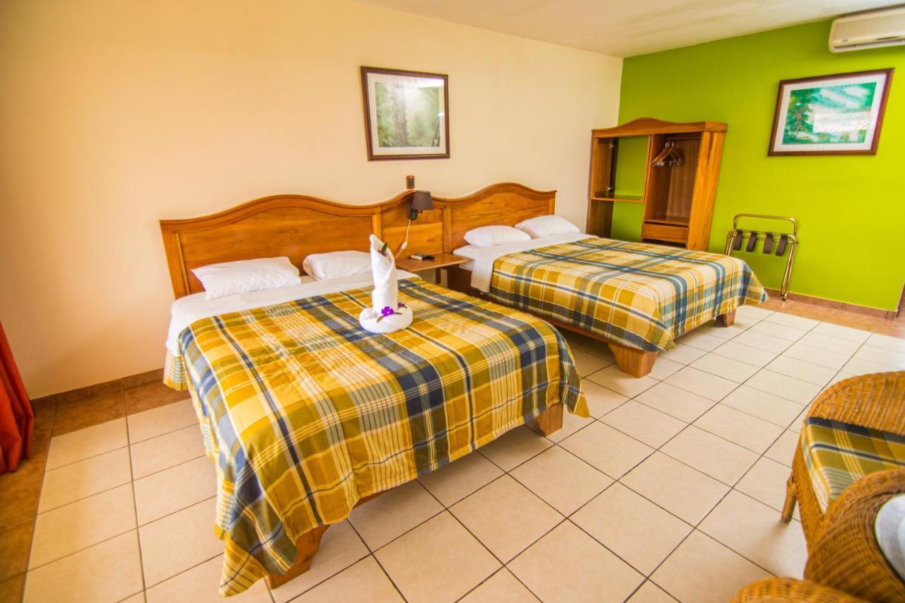 Hotel Lavas Tacotal La Fortuna Екстериор снимка