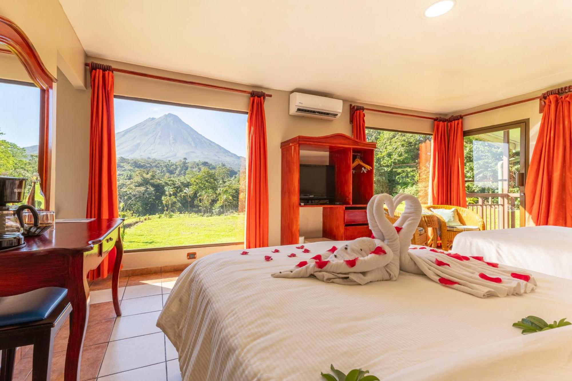 Hotel Lavas Tacotal La Fortuna Екстериор снимка