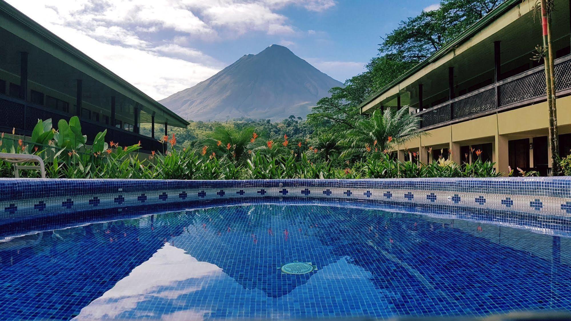 Hotel Lavas Tacotal La Fortuna Екстериор снимка